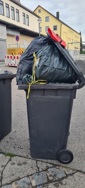 DG-Mülltonnen